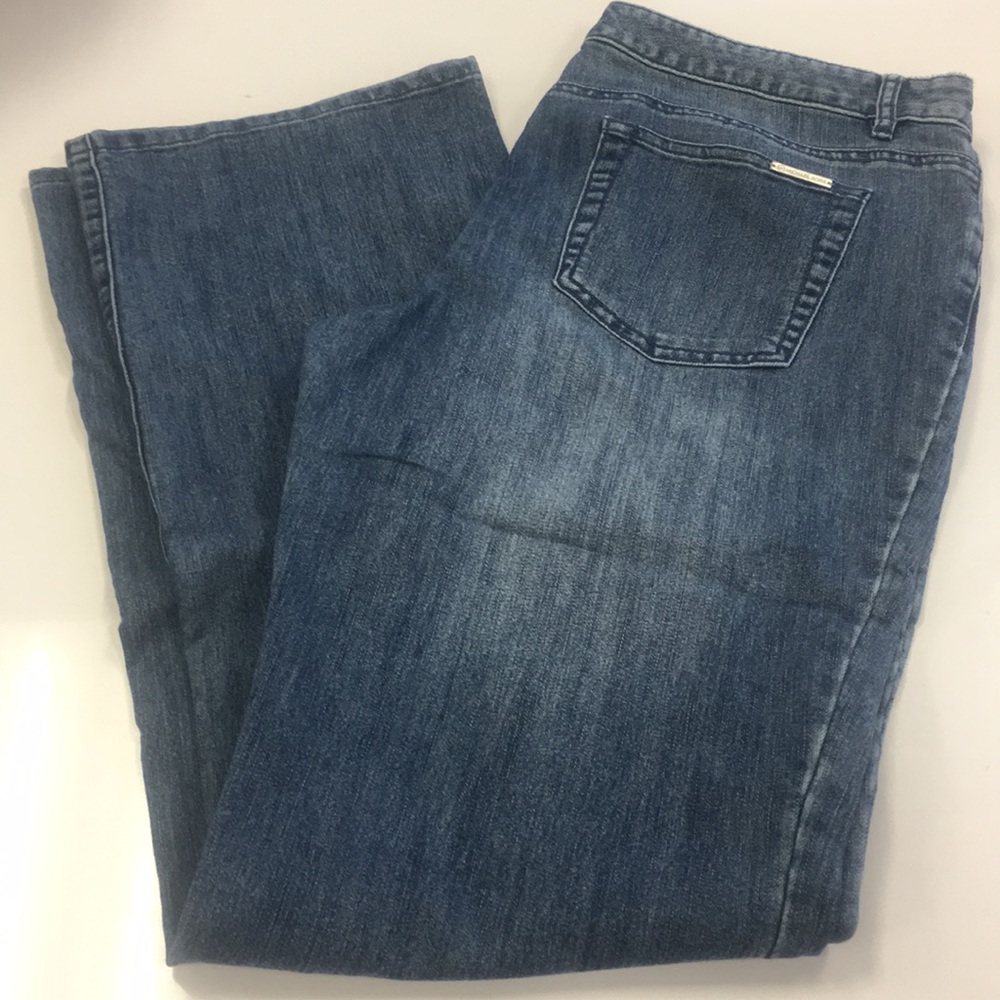 MICHAEL KORS LIGH WASH JEANS